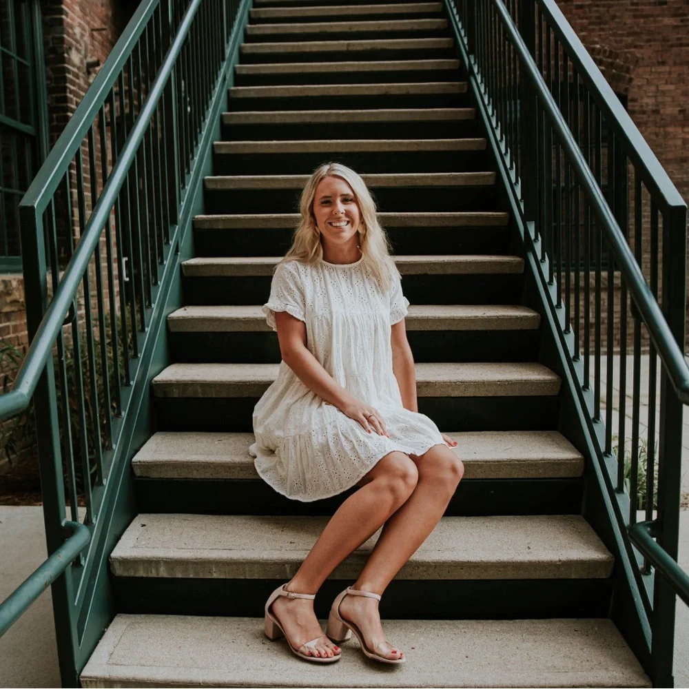 White ruffle dress - Picture 7 of 8